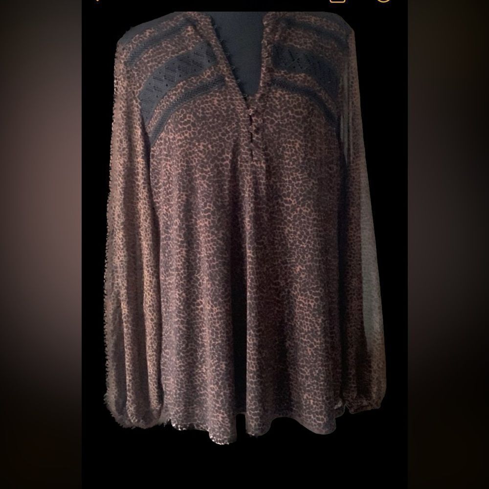 White House black Market blouse size L preloved ❤️